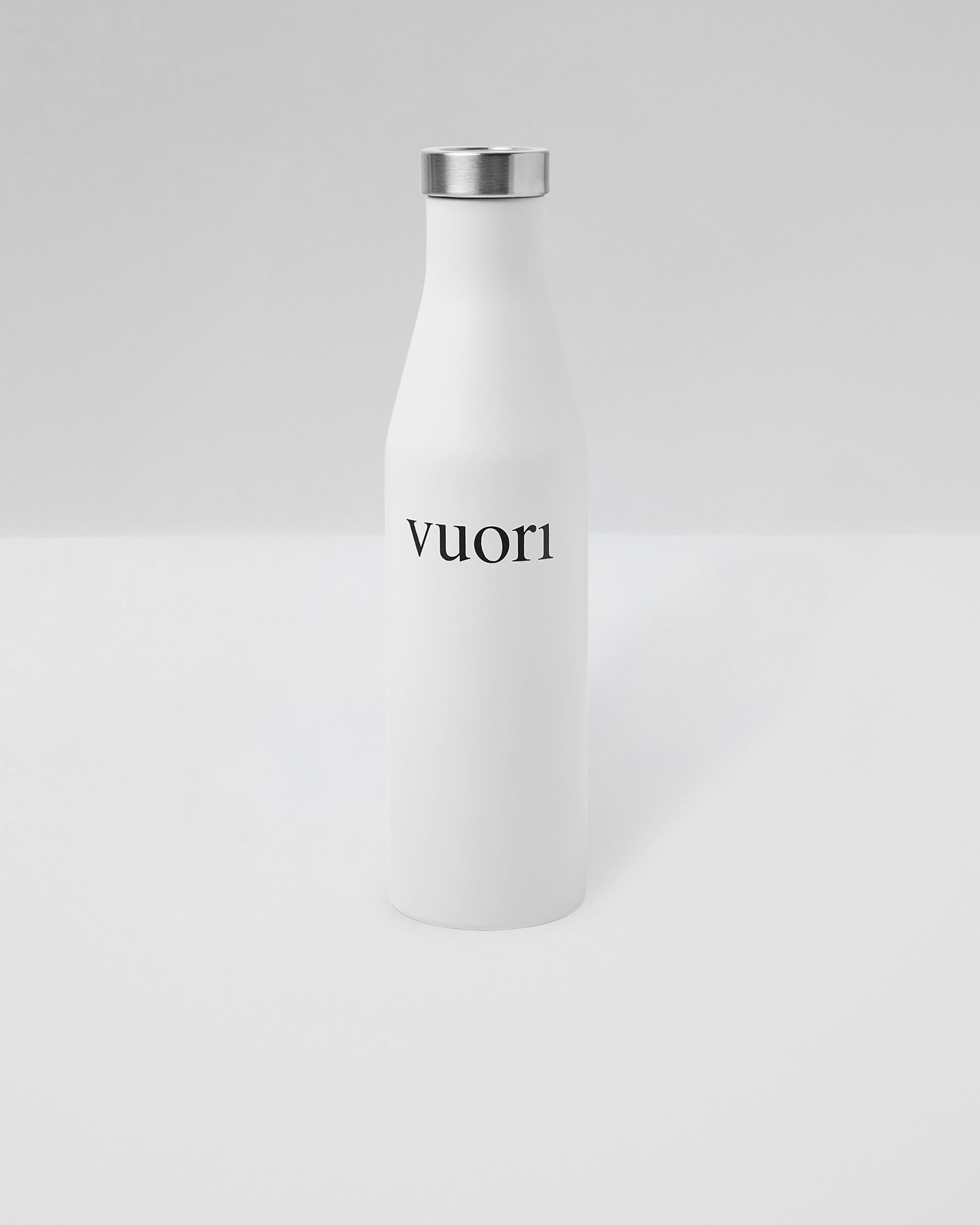 V8033WHT_22FA_MENS_ECOMM_misc.axs_FLAT_LAY_2