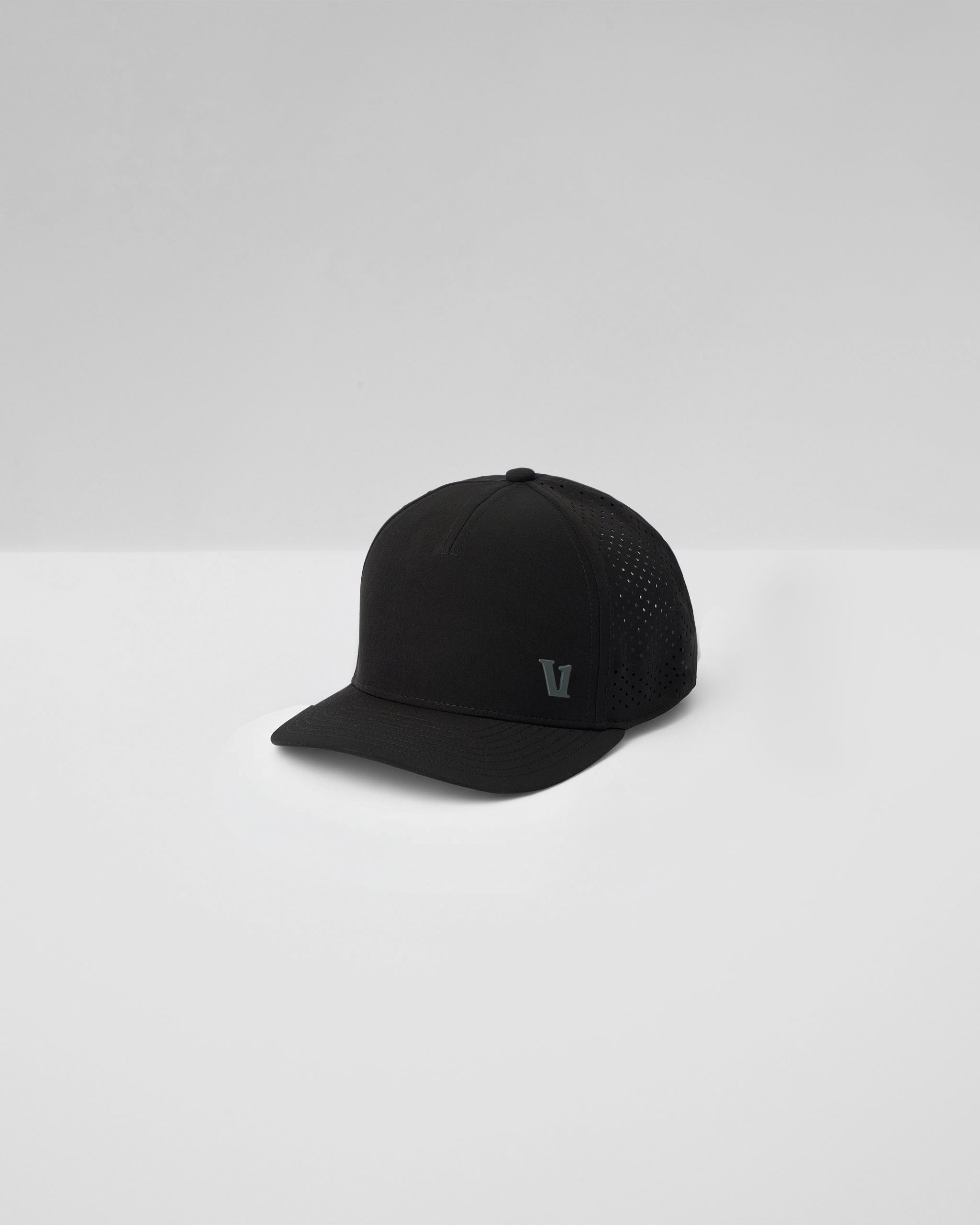 V8049BLK_SP24_UNISEX_ECOMM_ACCESSORIES_FLAT_LAY_1_v2