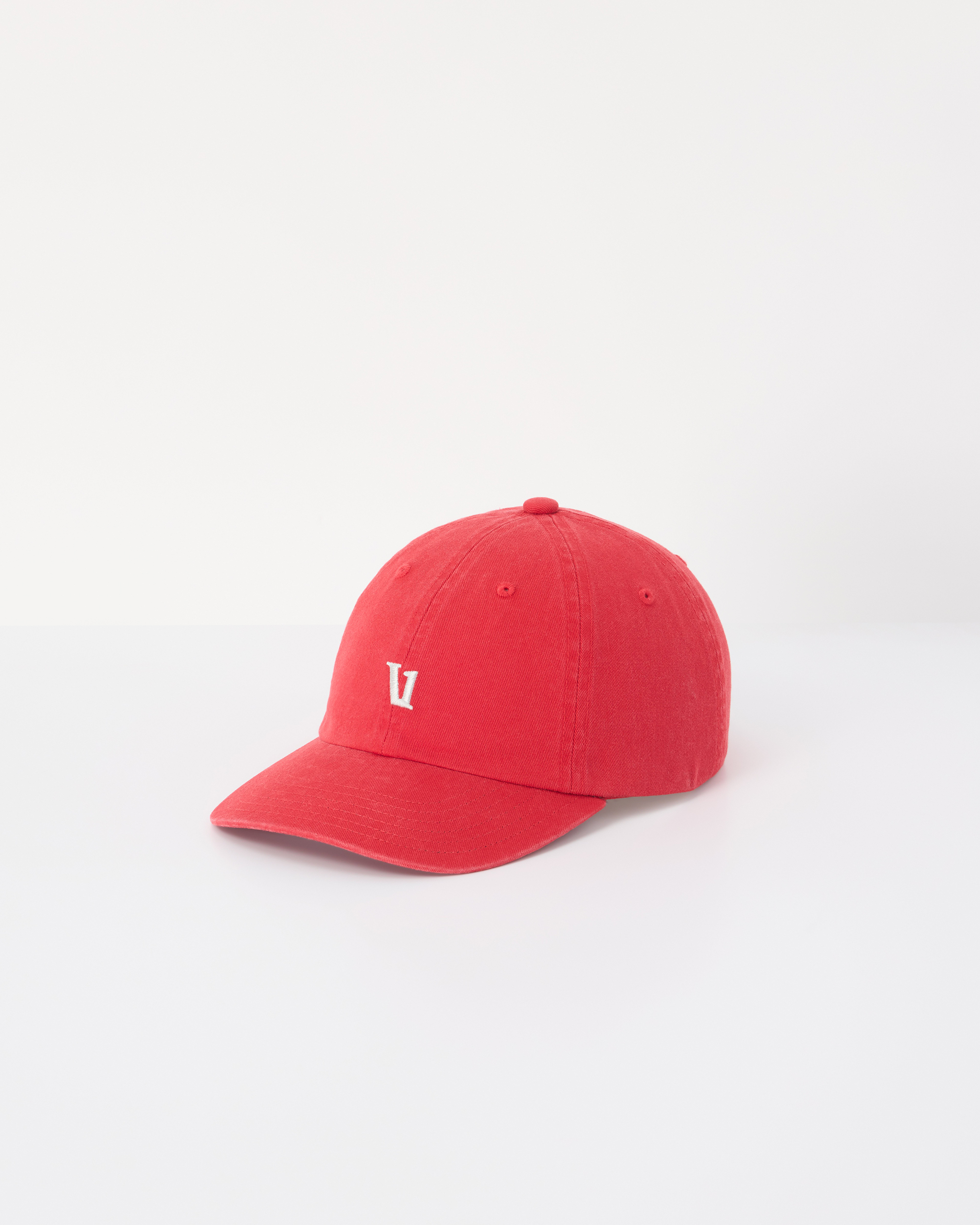 V8106CRM_FA26_UNISEX_HEADWEAR_FLAT_LAY_1