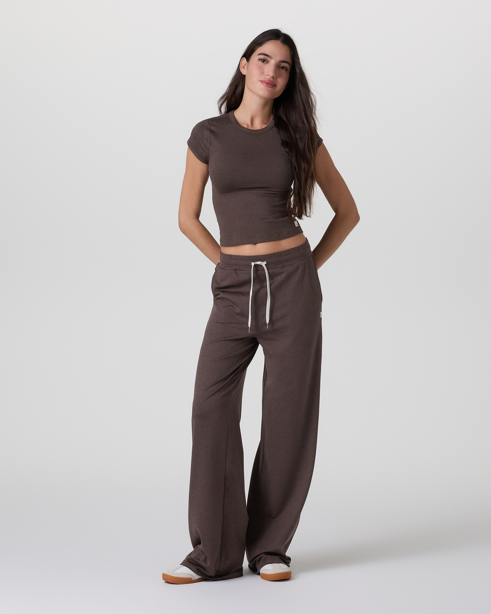 VW4023HJV_SP25_W_ECOMM_BOTTOMS_FULL_6
