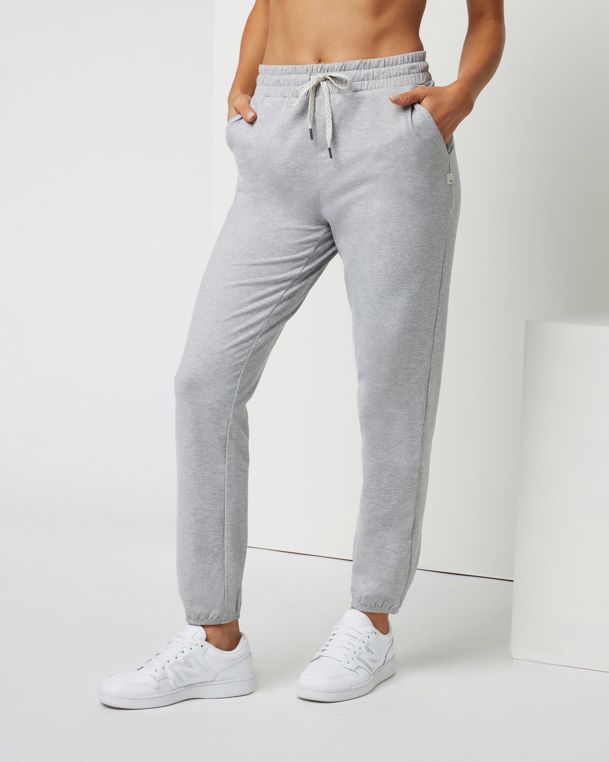 VW4148LHG_SP24_W_ECOMM_PANTS_SIDE_5_2b384b9d-c42a-4afe-b7a7-8dc86ef7817d