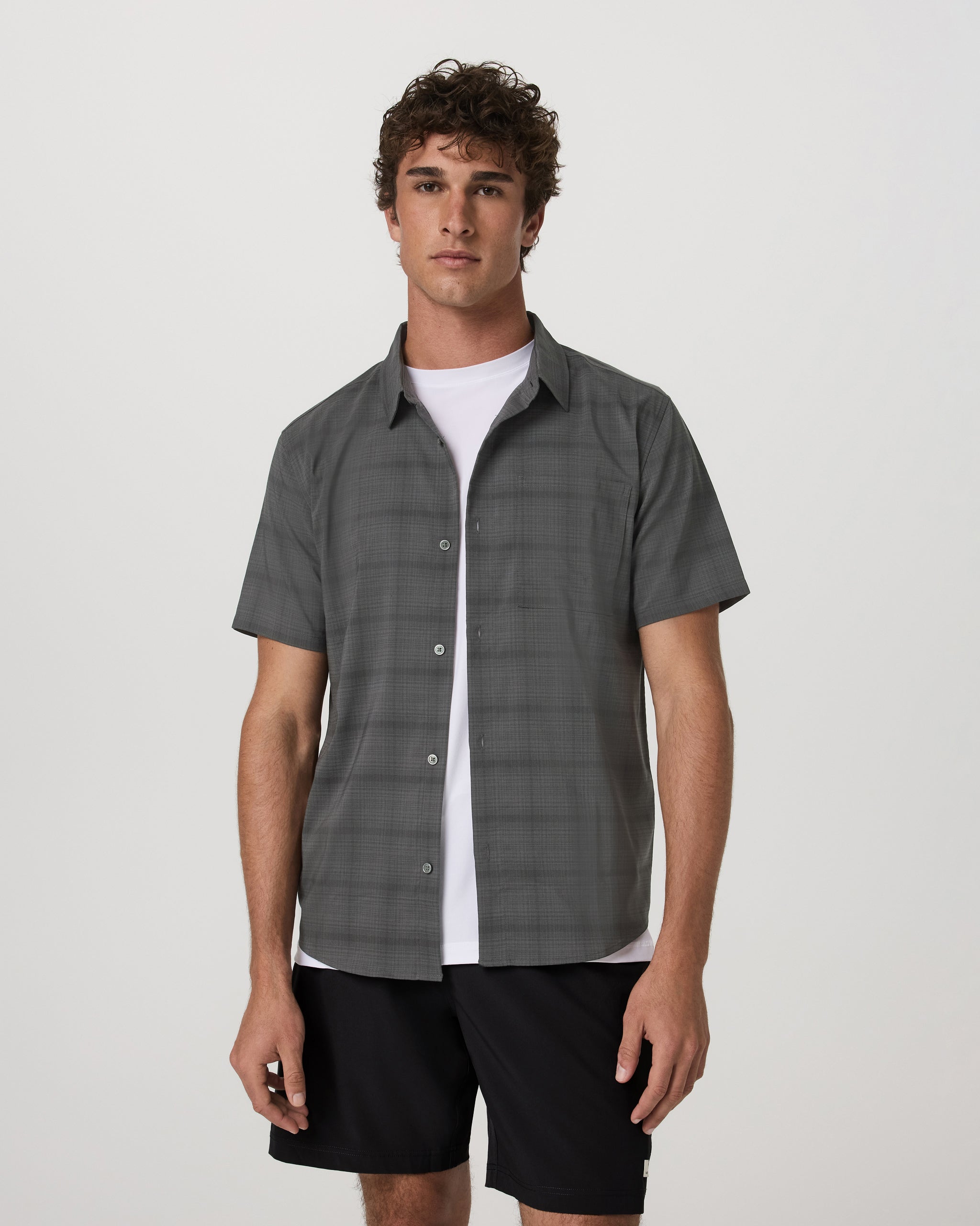 V1122DPR_SP26_M_TOPS_FRONT_2_e782dbf8-6413-4fee-be87-d289631bd1f7