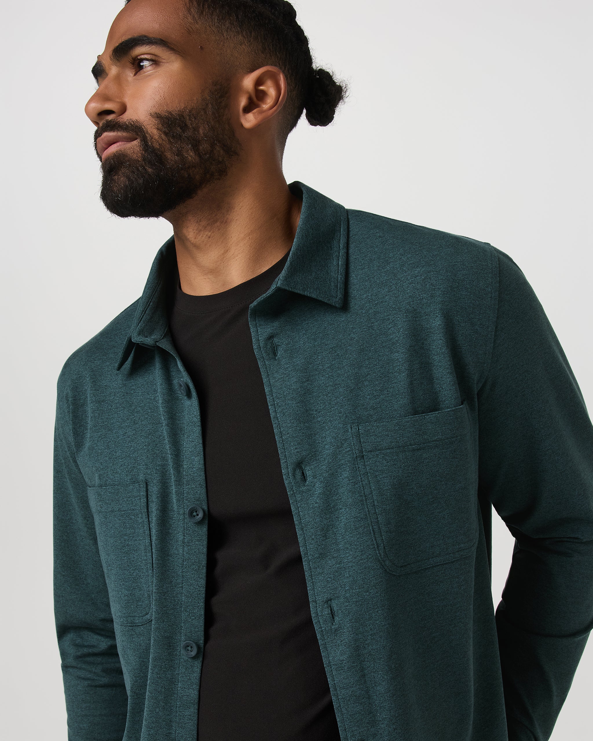 V2009HEA_FA25_M_OUTERWEAR_CREATIVE_10