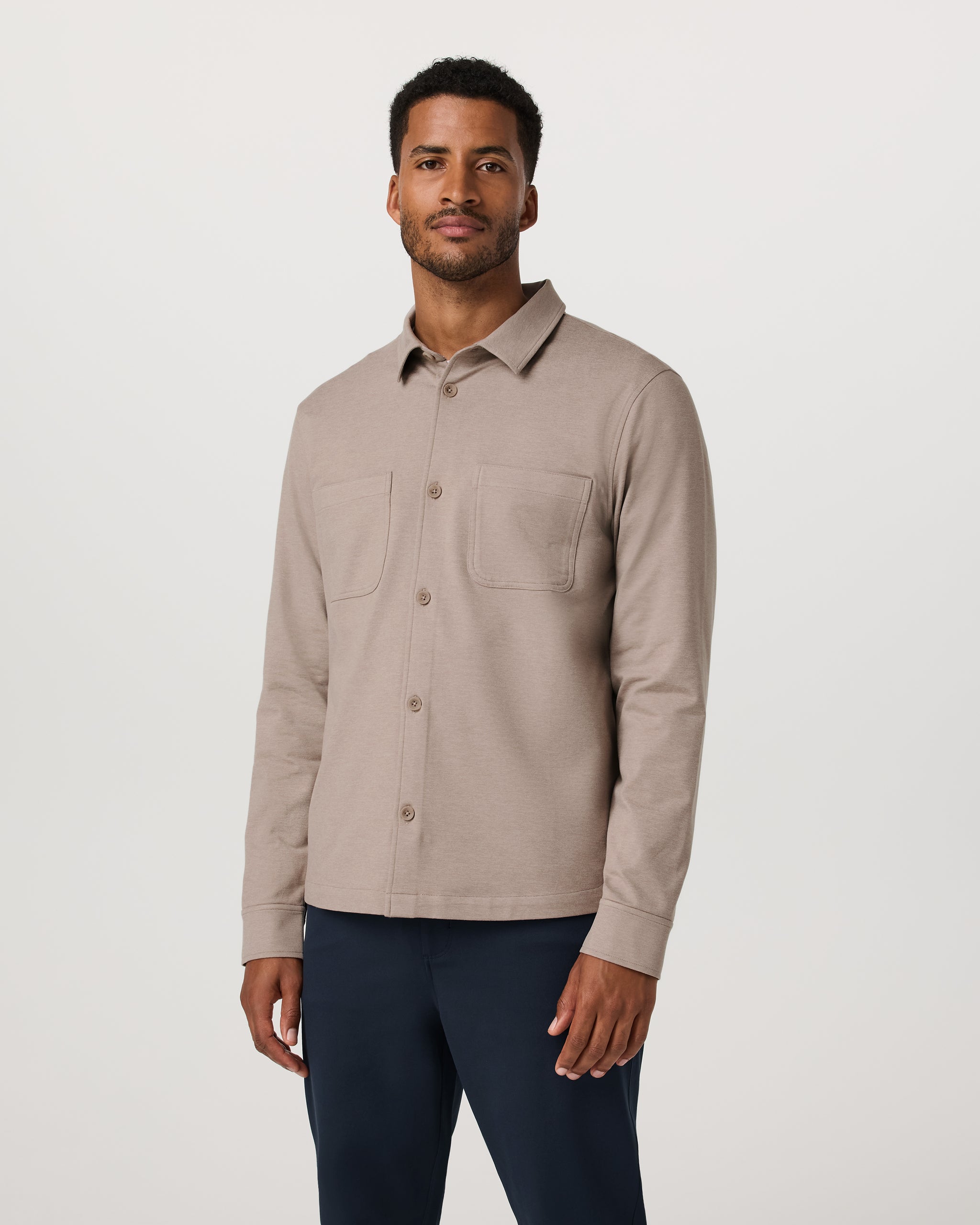 V2009HPM_FA25_M_ECOMM_OUTERWEAR_FRONT_2